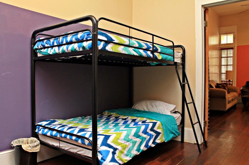 The Atlas House Hostel New Orleans Room photo